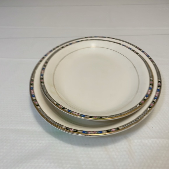 Set of two Serving Platters - Picture 5 of 14
